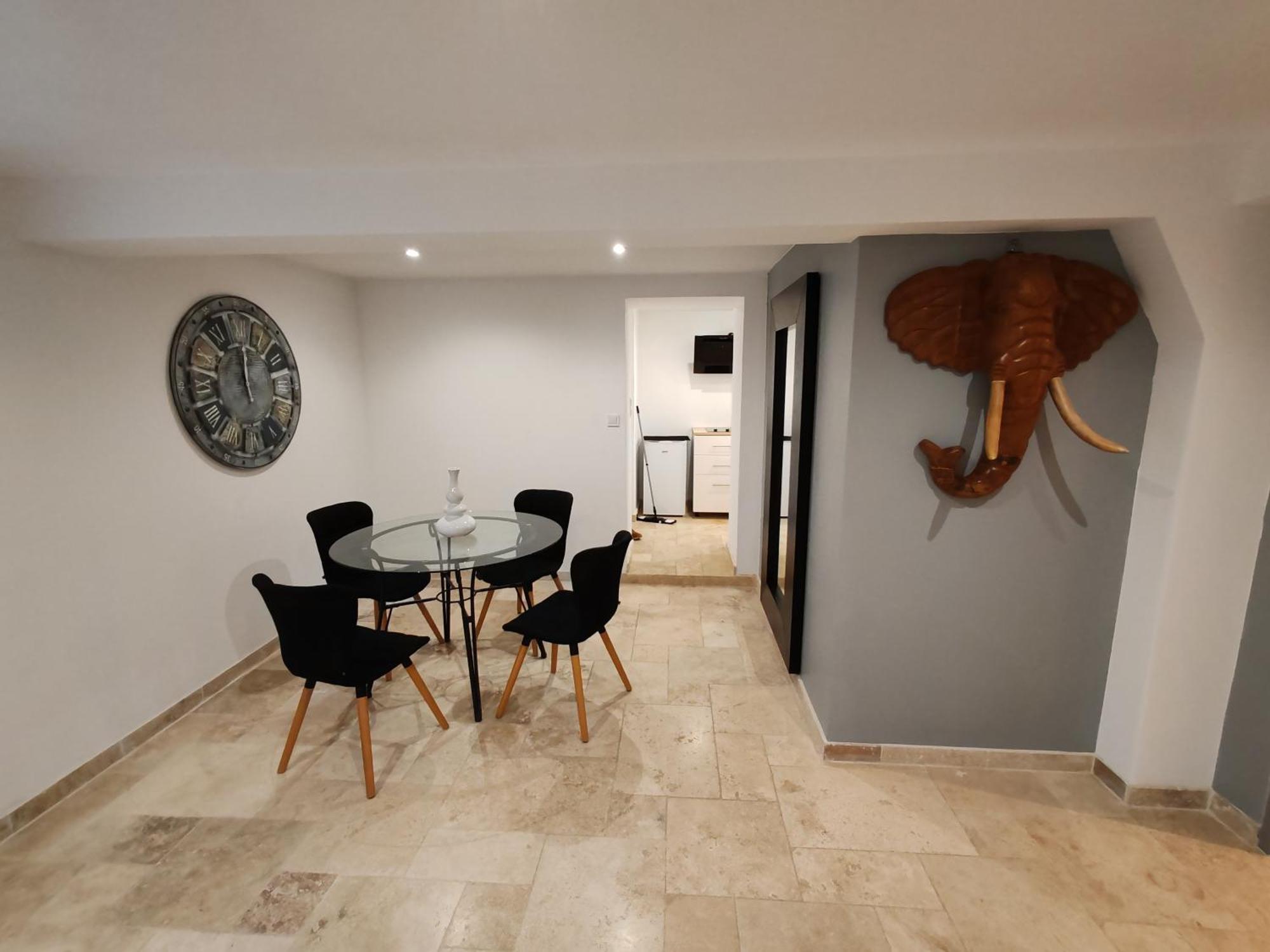 Appartement T3 Neuf Proche Centre Ville, Clim Et Parking Et Centrale Edf Valence  エクステリア 写真